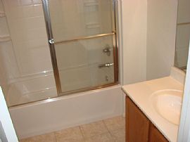 Charming 3 bed/2bath Surprise home in Surprise, AZ (Photo 6 of 6)