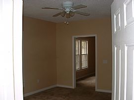 Great 3BD Home in Kannapolis! in Kannapolis, NC (Photo 2 of 4)