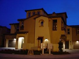 2 BED 2 BATH 1 DEN - NEW TOWNHOUSE in San Diego, CA