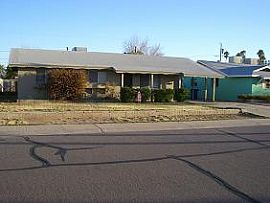 3bd 2 Ba house in Tempe - Near Down Town in Tempe, AZ (Photo 1 of 3)