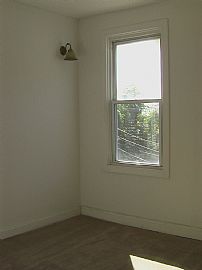 Beautifully Rehabbed single family home in Baltimore, MD (Photo 3 of 6)