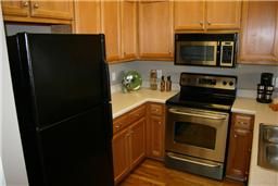 Executive Town Home for Lease in Thompsons Station, TN (Photo 3 of 6)