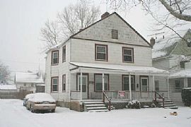 Large Three Bedroom Apartment for Rent!  in Cleveland, OH