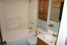 Large Three Bedroom Apartment for Rent!  in Cleveland, OH (Photo 3 of 4)
