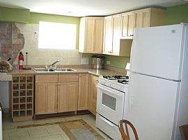 Cozy Single Family House in Chicago, IL (Photo 3 of 5)