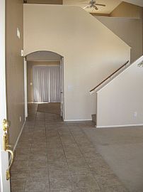 Ready to Move In in Phoenix, AZ (Photo 2 of 3)