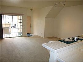 Attn: Military/MedicaImmediate Occupancy in Oxnard, CA (Photo 4 of 6)