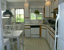 Perth Amboy Waterfront Property in Perth Amboy, NJ (Photo 3 of 6)