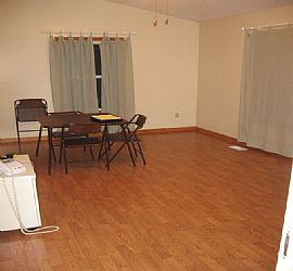 Great Family Home in Garfield Heights, OH (Photo 5 of 5)