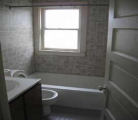 Ready to Rent in Cleveland, OH (Photo 3 of 5)