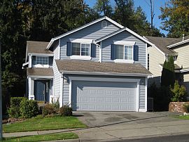Upscale Monroe Neighborhood in Monroe, WA