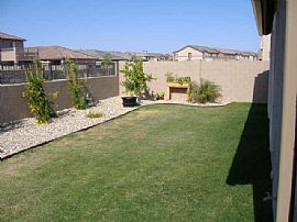 *MOVE-IN READY...SPACIOUS HOME-GREAT LOC in Surprise, AZ (Photo 2 of 5)