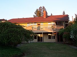 Beautiful 4 Br Custom Home w/ Sound & Mt in Mukilteo, WA (Photo 3 of 6)