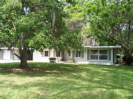 waterfront in Saint Petersburg, FL