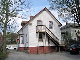 Great Location! in Gardner, MA (Photo 3 of 6)