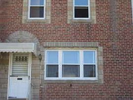 Comfortable 3BR Single Family Home in Lawndale, PA (Photo 4 of 4)