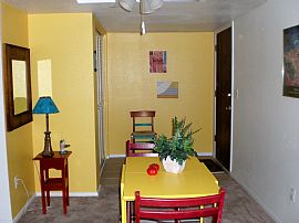 Furnished 1 Bedroom Condo N Central Phx in Phoenix, AZ (Photo 2 of 6)