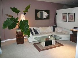 Spacious contemporary Townhouse  in Beaverton, OR