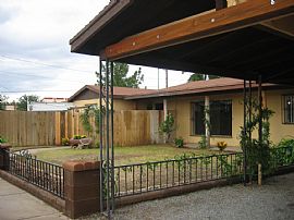 4 Bedroom/ 2 Bath NEAR NMSU!!  2,800sqft in Las Cruces, NM