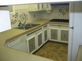 4 Bedroom/ 2 Bath NEAR NMSU!!  2,800sqft in Las Cruces, NM (Photo 3 of 6)