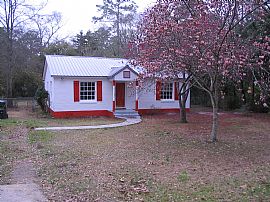 Renovated cottage on quiet street in Dothan, AL