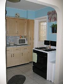 Beautiful Duplex House for Rent-garage++ in Maspeth, NY (Photo 3 of 6)