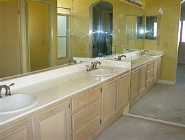 BEAUTIFUL MURRIETA HOME...MOVE-IN READY! in Murrieta, CA (Photo 5 of 5)