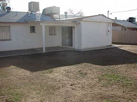 Beautiful Home. 4Bd/2Bath. New rehab in Peoria, AZ (Photo 5 of 5)