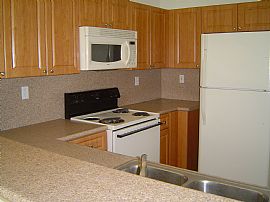 new 3/2 condo for rent in Homestead, FL (Photo 6 of 6)