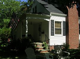 Beautiful Bay Village Home on Juneway Dr in Bay Village, OH (Photo 3 of 3)