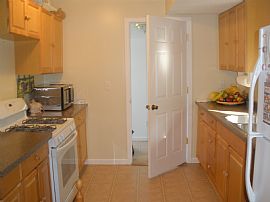 Lovely home with Lake Privileges in Keego Harbor, MI (Photo 3 of 5)