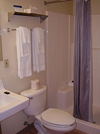 Studio Apartments in Salem, OR (Photo 3 of 3)