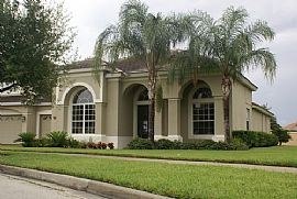 Executive Home Close to Downtown in Metro Market, FL