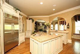 6BR Exec Home Near Alpharetta, Windward  in Cumming, GA (Photo 3 of 6)