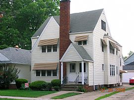 Lakewood Center in Lakewood, OH