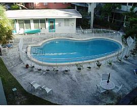 1/1 in North Miami, near Biscayne Blvd in North Miami, FL (Photo 1 of 6)