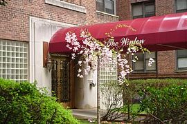 Large 1 Bedroom Apartment – Downtown Whi in White Plains, NY (Photo 2 of 5)