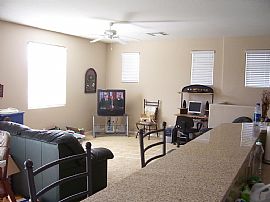 Spacious Townhome w/Mountain View in Henderson, NV (Photo 2 of 6)