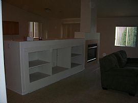 Spacious Single Story with NO HOA in Henderson, NV (Photo 4 of 6)