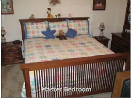 Huge 2 Bd 2 bath condo in Saugus, CA (Photo 6 of 6)