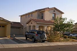 A NICE & AFFORDABLE SINGLE HOUSE GILBERT in Gilbert, AZ