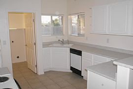 A NICE & AFFORDABLE SINGLE HOUSE GILBERT in Gilbert, AZ (Photo 4 of 6)