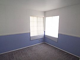 great three-bedroom in Canyon Country, CA (Photo 6 of 6)