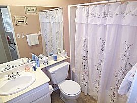 fantastic American Beauty Garden home in Canyon Country, CA (Photo 2 of 3)