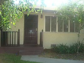 $1,400.00 a month- Townhouse in Carson-  in Carson, CA