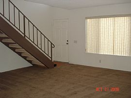 2br 1.5bth Condo in Lake Forest 1200sqft in Lake Forest, CA (Photo 2 of 6)