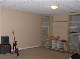 Spacious single family home for rent in Ansonia, CT (Photo 5 of 6)