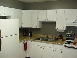 Charmer Close To SCC & GU in Spokane, WA (Photo 2 of 5)