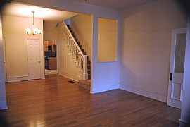 S. Philly Home for Lease/Purchase in Philadelphia, PA (Photo 2 of 4)