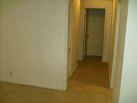 VERY NICE HOUSE FOR RENT  in Tampa, FL (Photo 5 of 6)